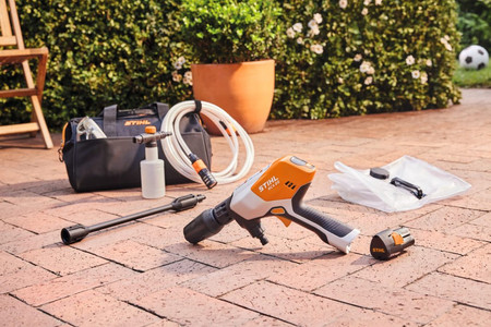 Myjka akumulatorowa ciśnieniowa RCA20 z 2 x akumulator AS i ładowarką AL1 STIHL RA02-011-7613