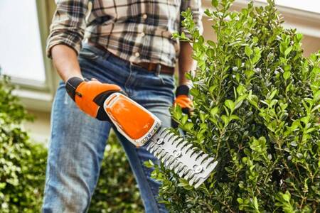 Nożyce Akumulatorowe STIHL HSA 26 11V ZESTAW HA03-011-3516